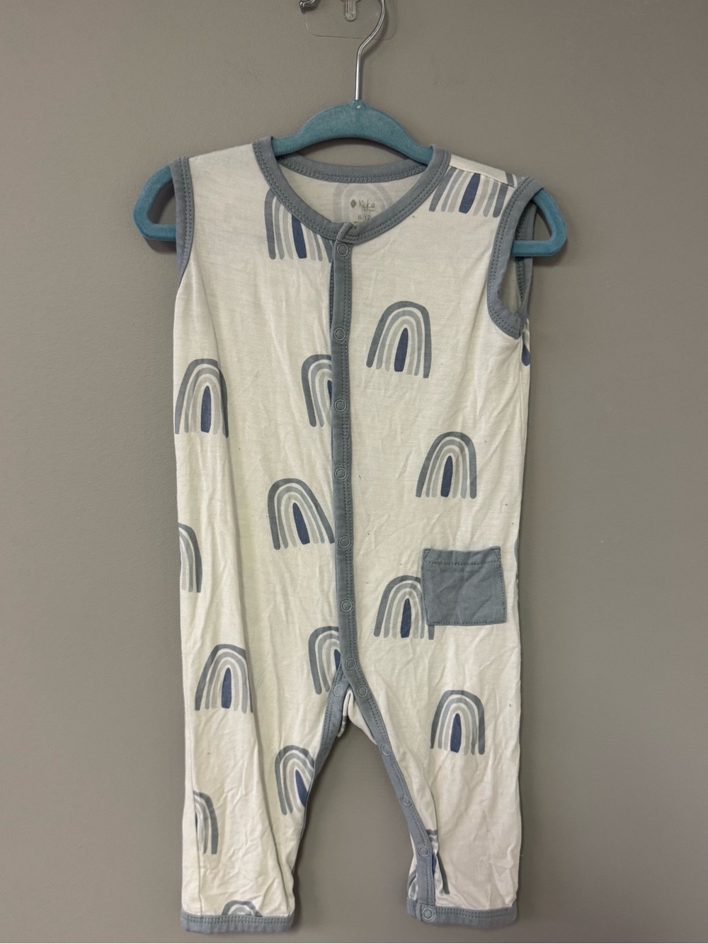 Kyte BABY Cream Sleeveless Cotton Sleep Sack with Gray Rainbow Print
